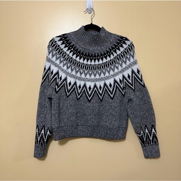 Old Navy Fair Isle Nordic Mock Neck Sweater Women S Gray - Picture 4 of 7